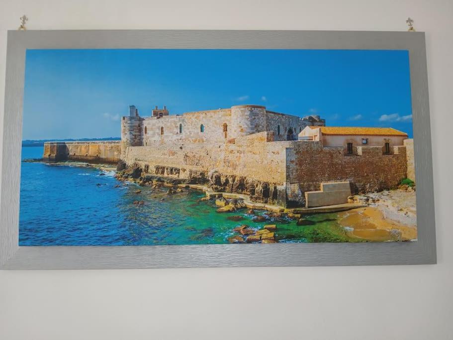 Lusiana Apartment Syracuse ภายนอก รูปภาพ